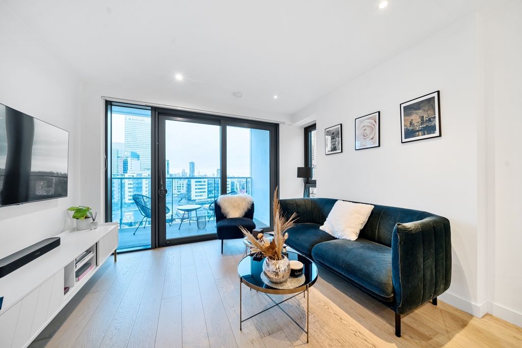 Property photo 2 of 16 1220460 (3)