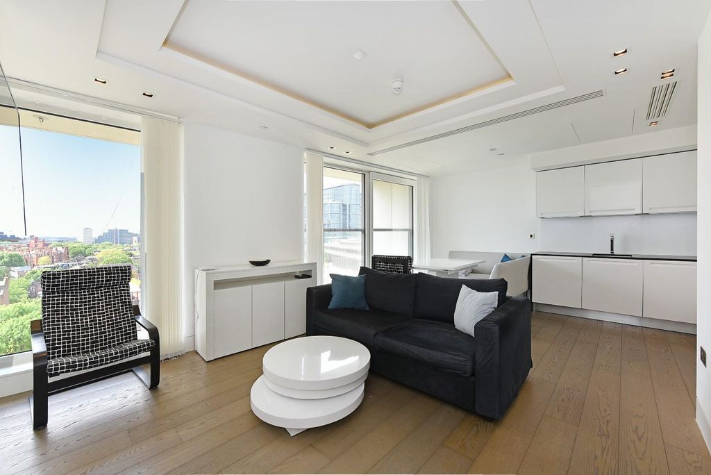 Property photo 1 of 16 60 Wolfe House (17).Jpg
