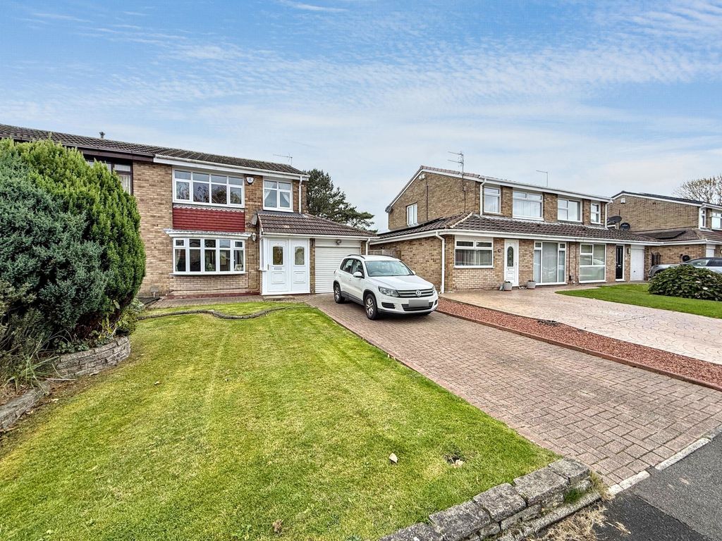 Property photo 1 of 27