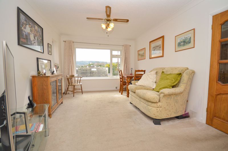 Property photo 3 of 14 Photo 8