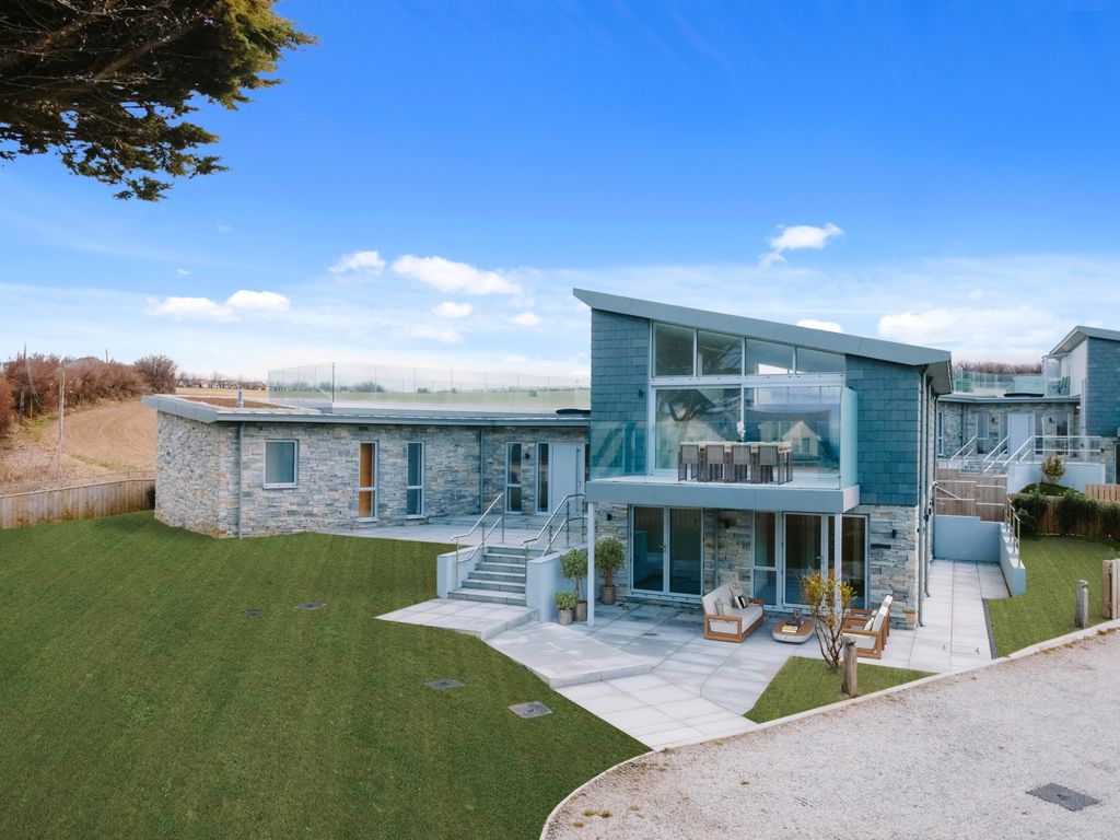 Property photo 1 of 15 Tregothnan