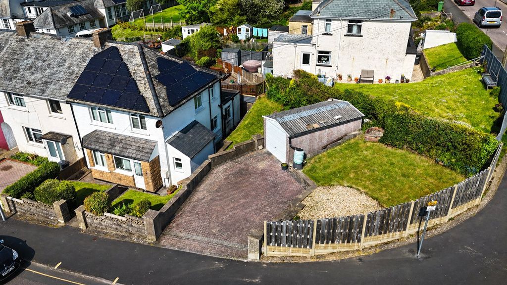 Property photo 1 of 16 1 - Picture No. 13