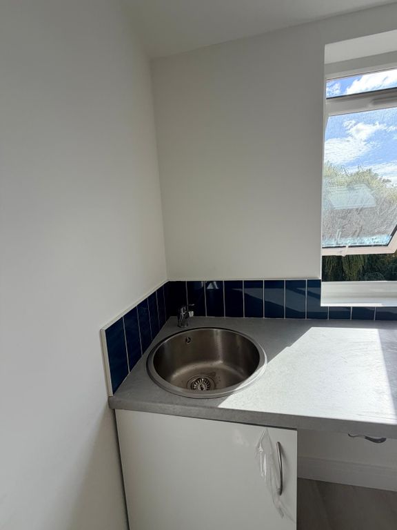 Property photo 3 of 3