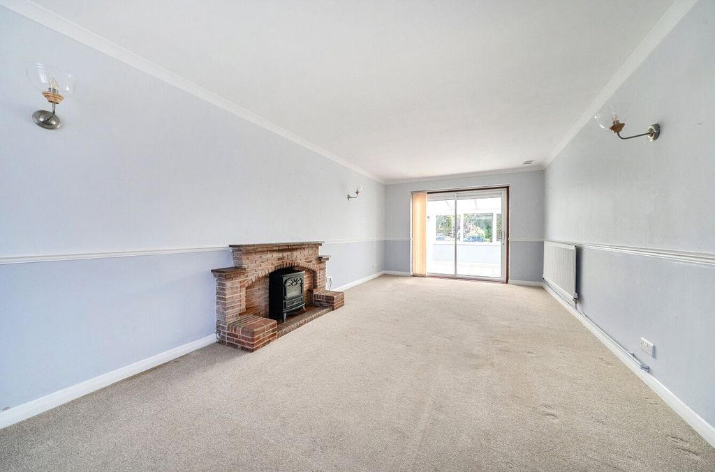 Property photo 2 of 29 Picture No. 97