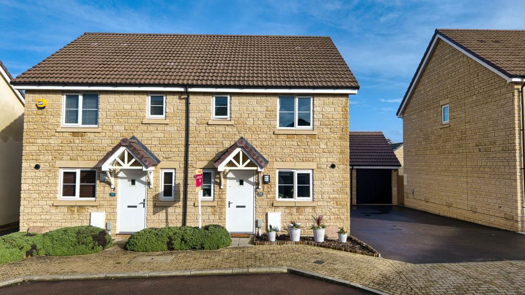 Property photo 1 of 23