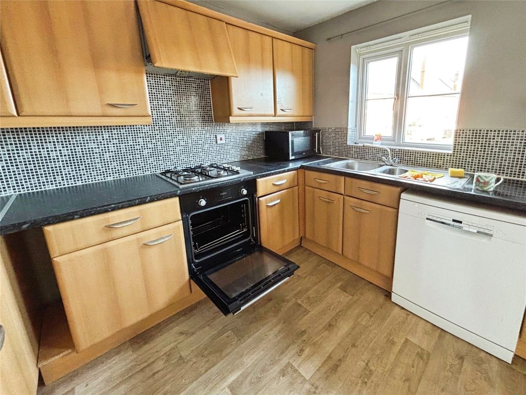 Property photo 3 of 17 Picture No. 44