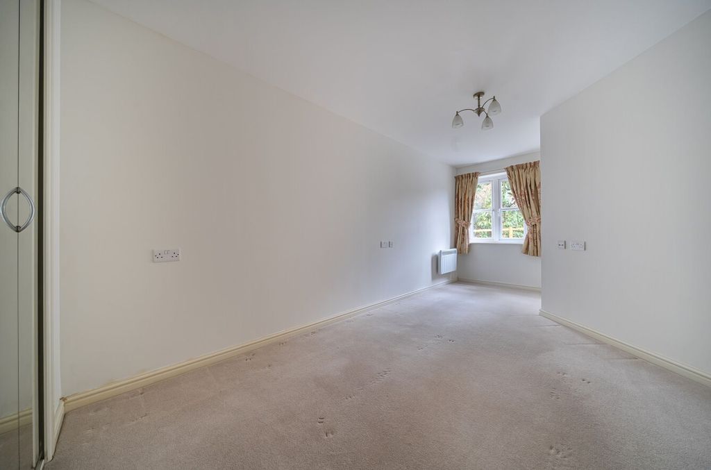 Additional image 5 of 1 bed flat for saleTower Road, Radford Court Tower Road GU30