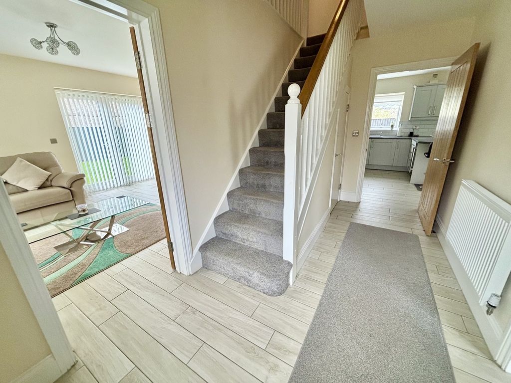 Property photo 2 of 34 Hall