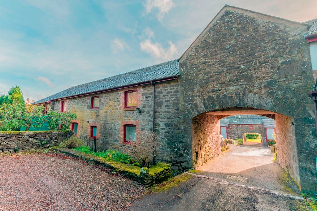 Property photo 3 of 34 Photo 3