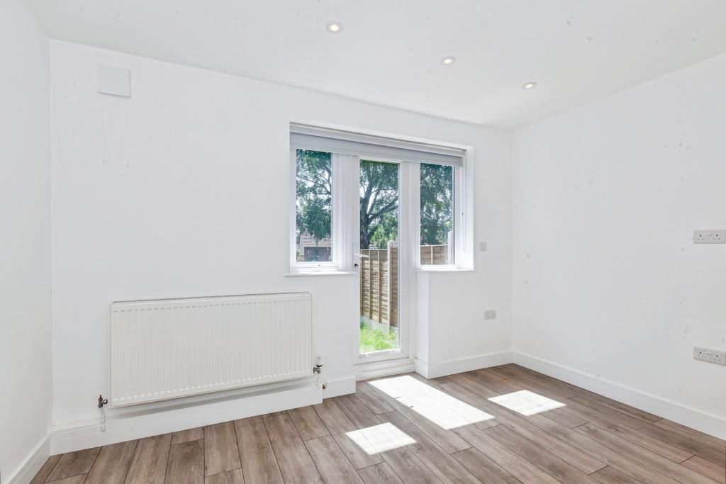 Property photo 3 of 21 Reception Room