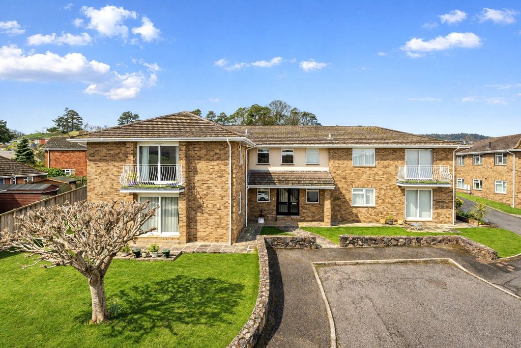 Property photo 1 of 24 Picture No. 27