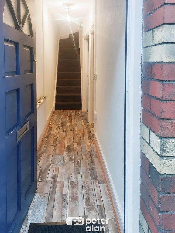 Property photo 2 of 10 Image