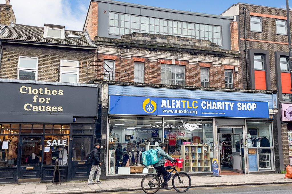 Property photo 3 of 4 154-156 Trafalgar Road Greenwich, London Se10 9Tz