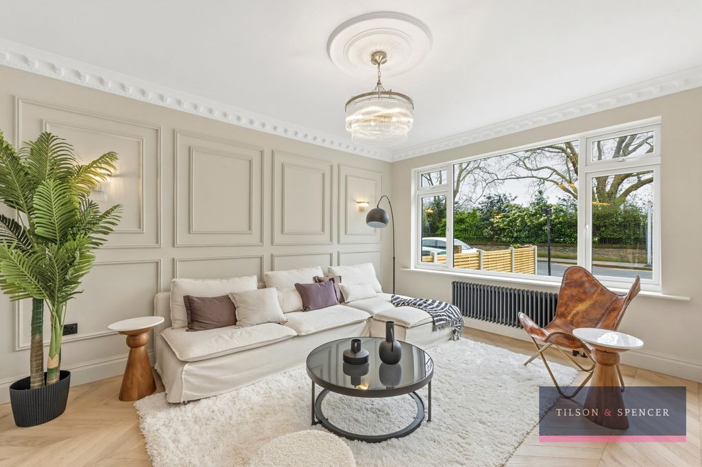 Property photo 2 of 25 2