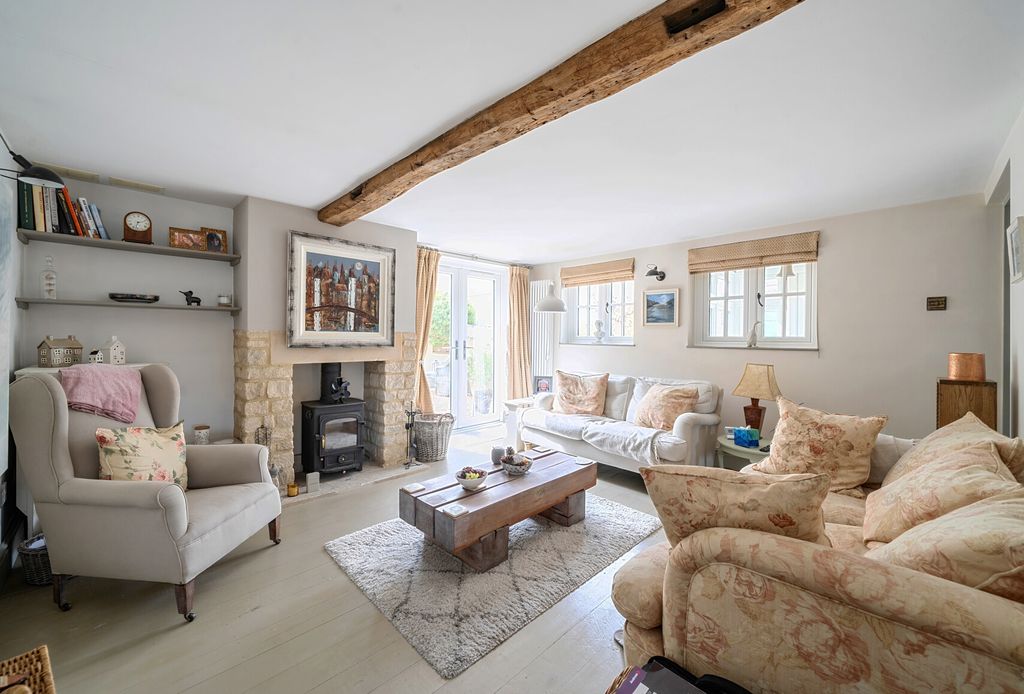 Property photo 2 of 21 1441090-9-69d9268...