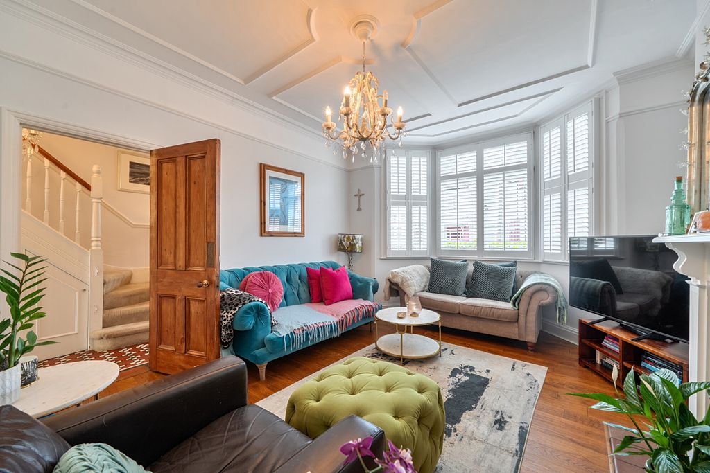 Property photo 3 of 22 1449400-10-69E64B...