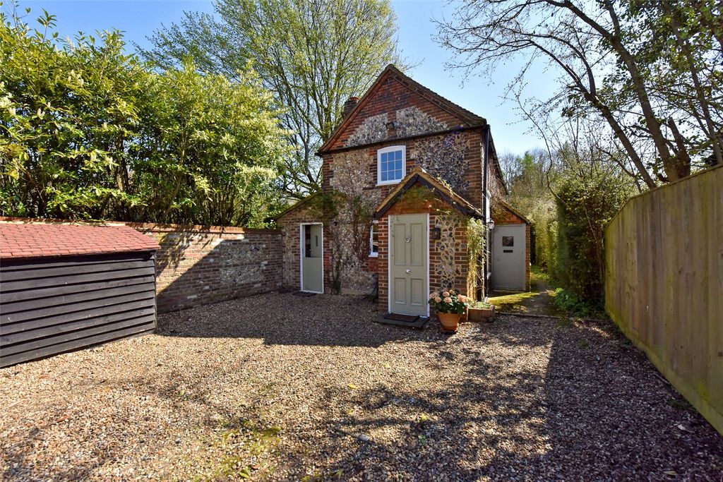 Property photo 1 of 15 Picture No. 11