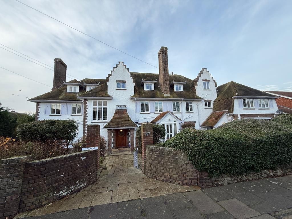 Property photo 1 of 9 Front Shot Showing Building From Footpath