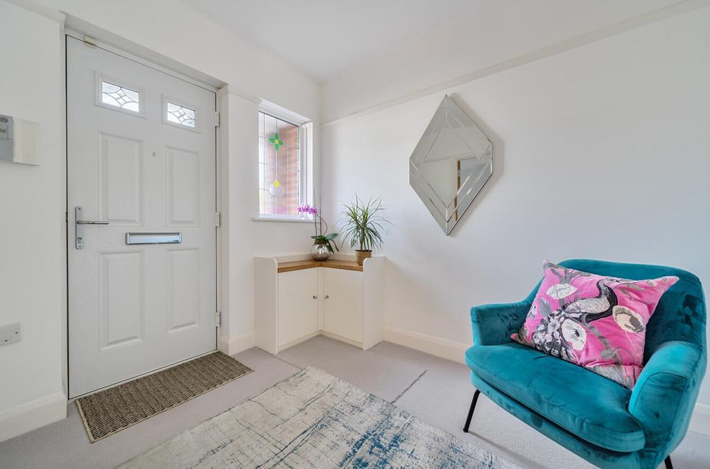 Property photo 2 of 19 1341700-13-689E14d2Aef40.Jpg