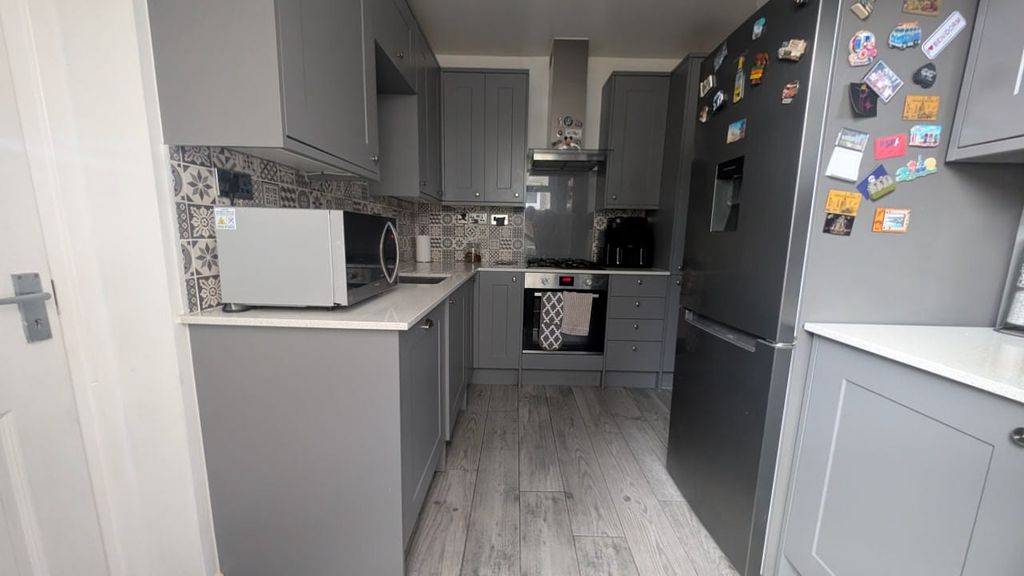 Property photo 3 of 13 Img-20260122-Wa0020