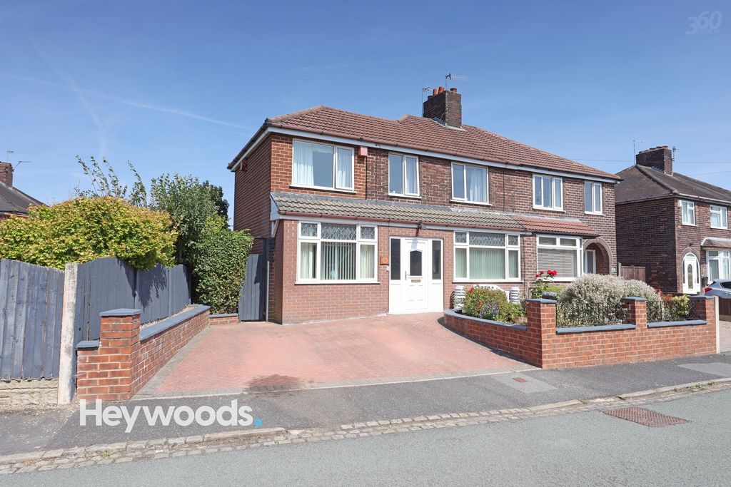 Property photo 1 of 37