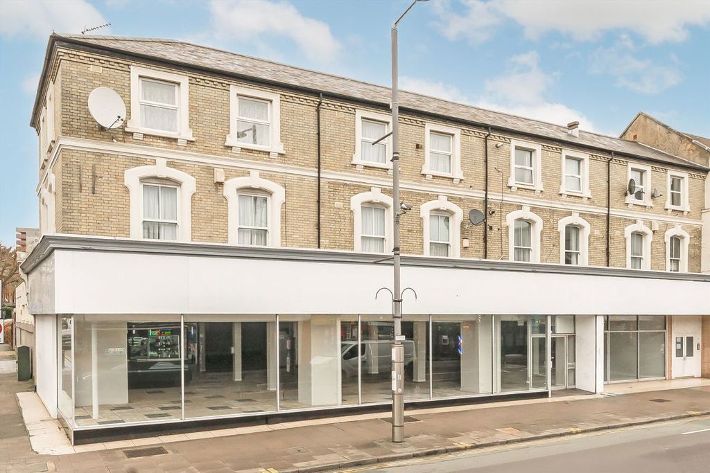 Property photo 3 of 7