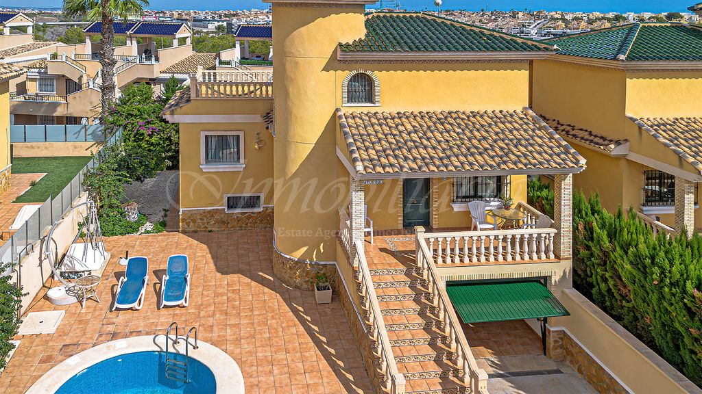 Property photo 3 of 55