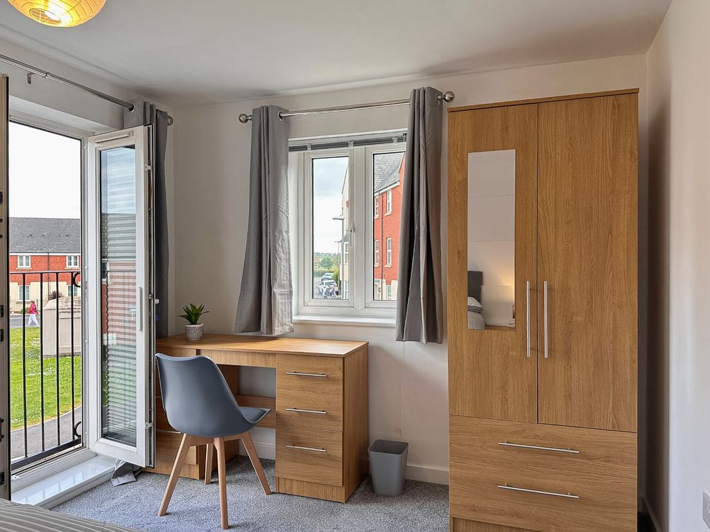 Property photo 1 of 11 5115450