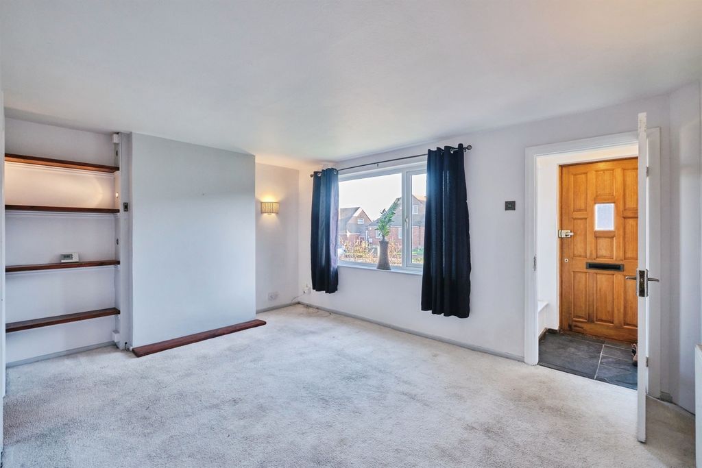 Property photo 2 of 15