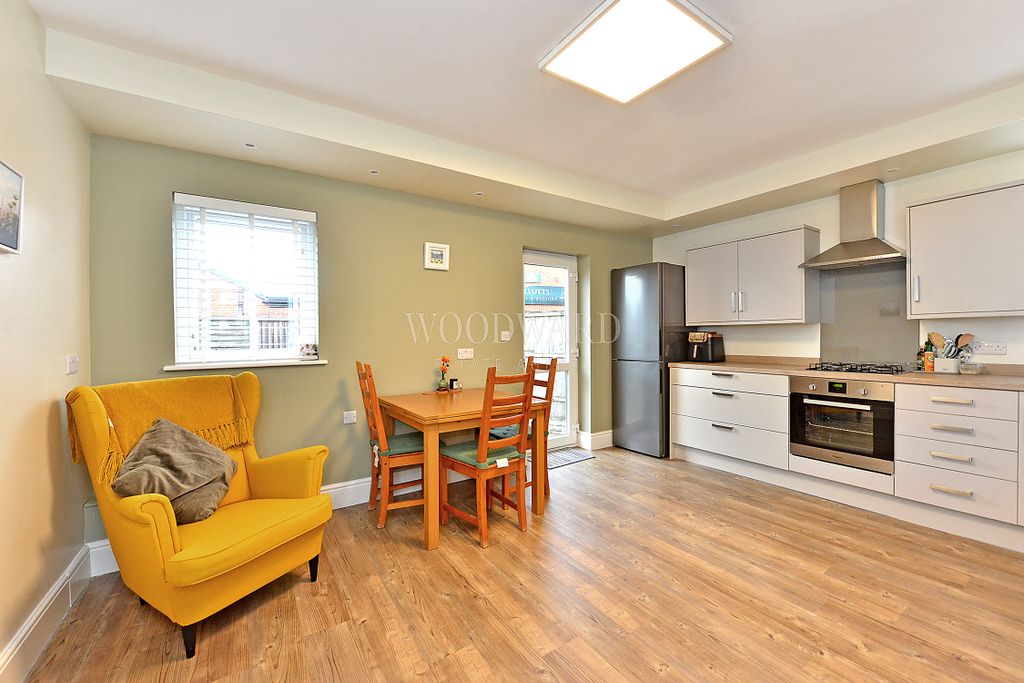 Property photo 2 of 19 Kitchen/Dining Room