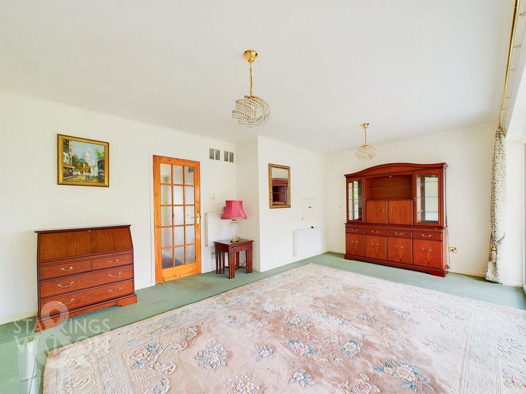 Property photo 3 of 22