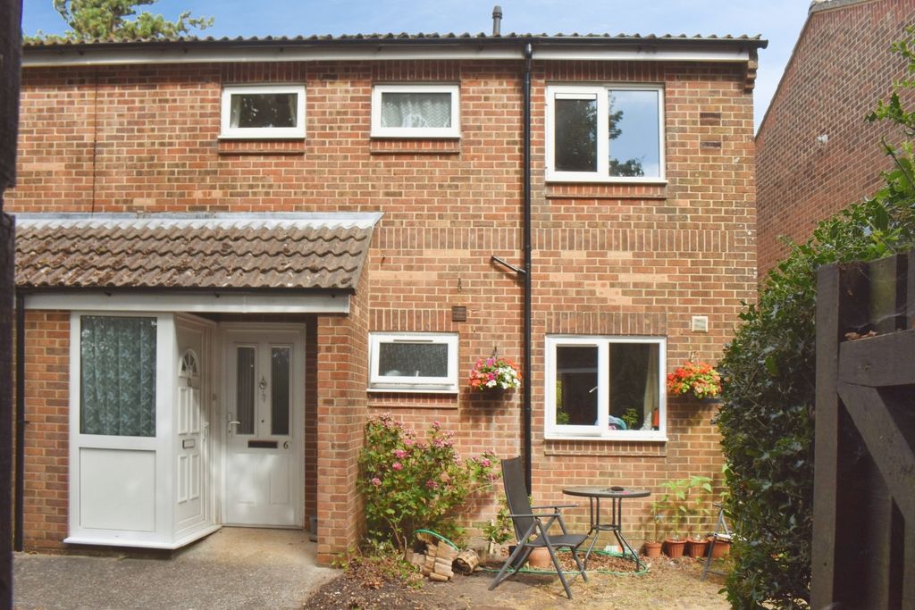 Property photo 1 of 10 Pbox-Img.Jpg