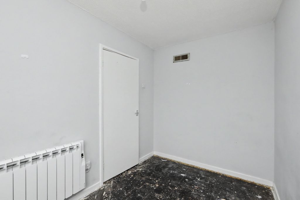 Property photo 2 of 22 65 Queen Street, Doncaster, South Yorkshire, Dn4 8Aa