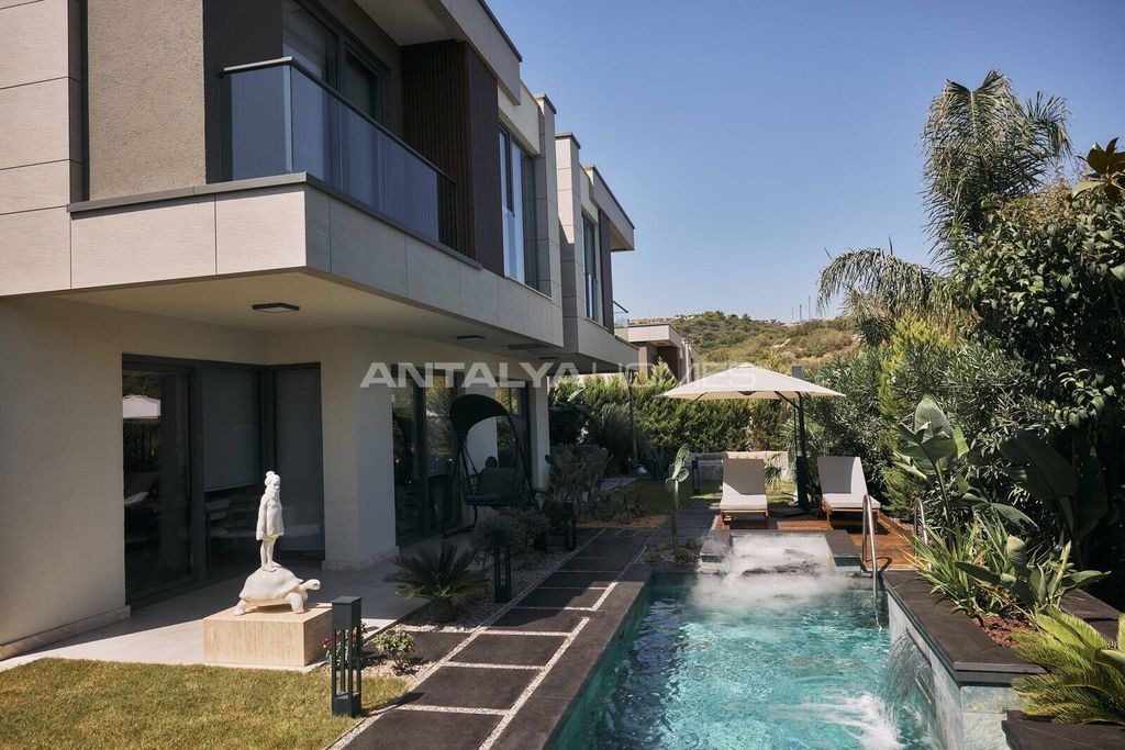 Property photo 1 of 27