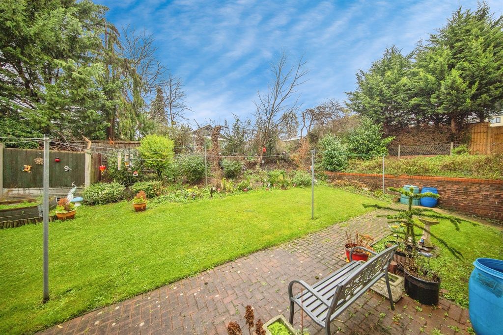 Property photo 3 of 15