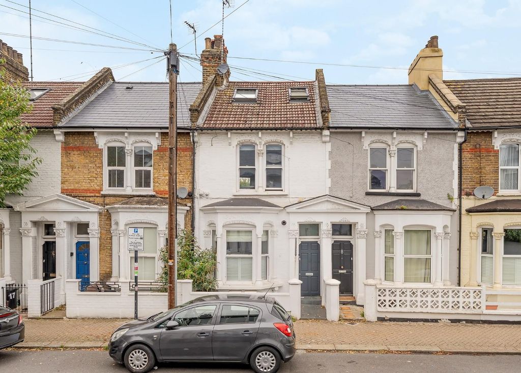 Property photo 1 of 13 Exterior (2).Jpg