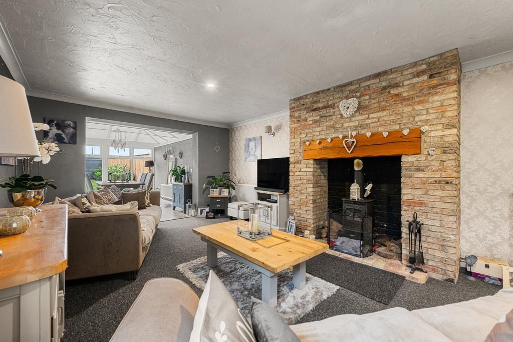 Property photo 3 of 17 Photo 3