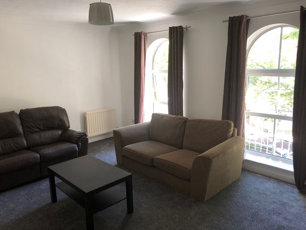 Property photo 3 of 15