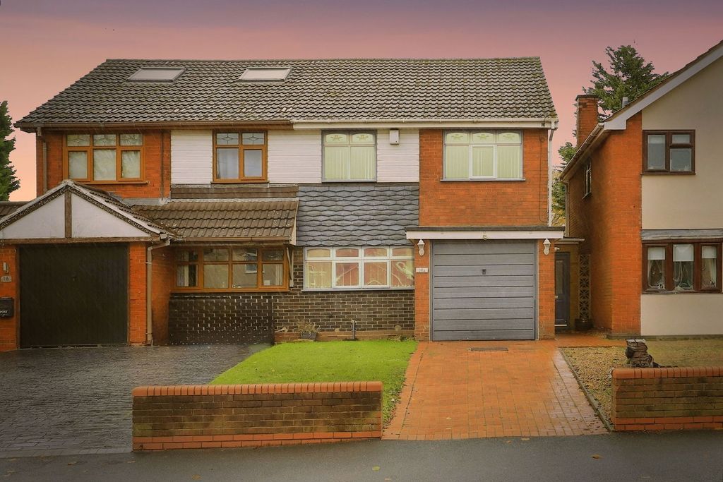 Property photo 1 of 24