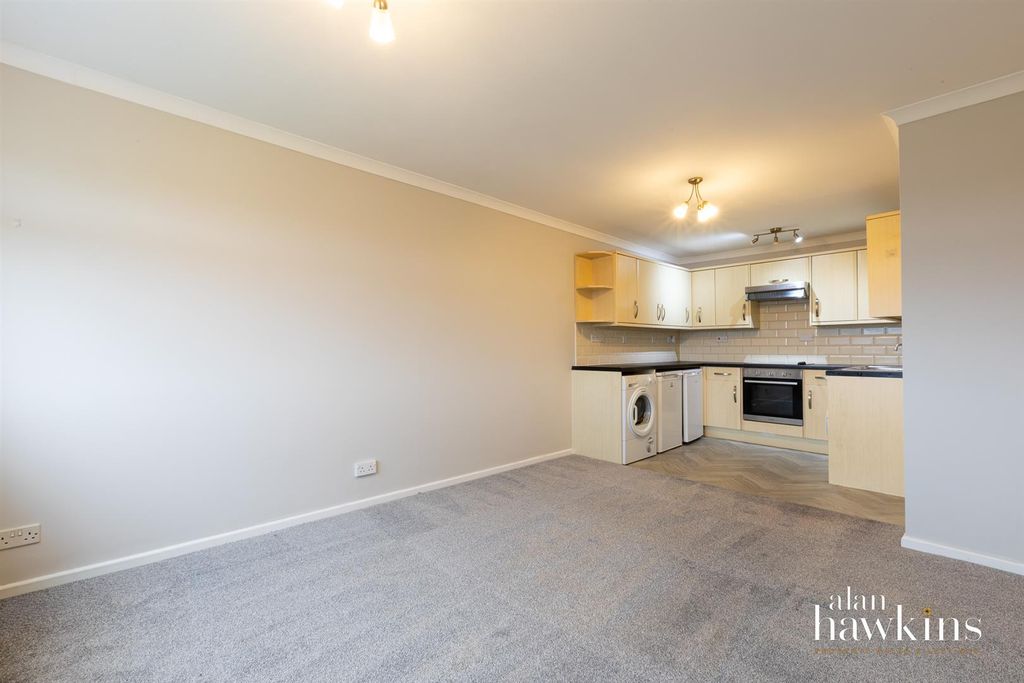 Property photo 3 of 8 3532-3.Jpg