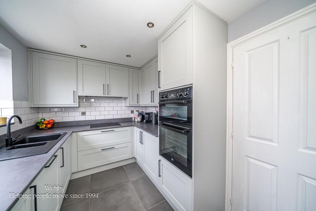 Property photo 3 of 26 Webbs-6.Jpg