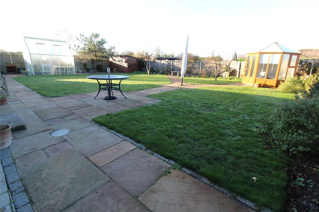 Property photo 2 of 26 Picture No. 02