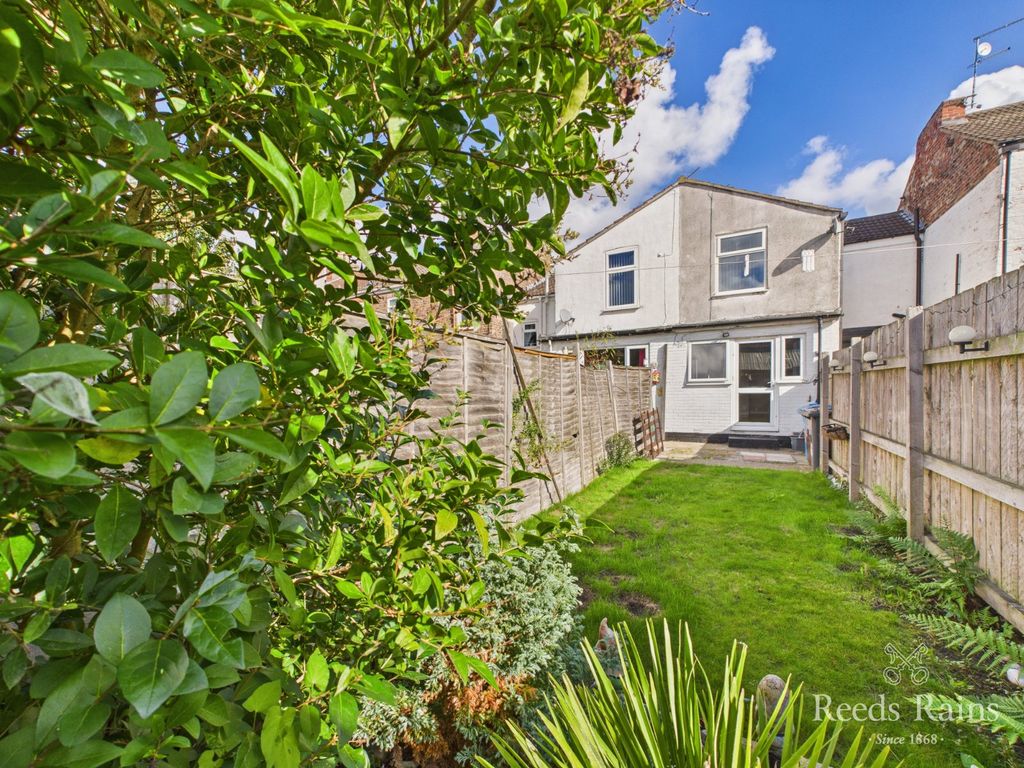 Property photo 1 of 16 Rear Garden