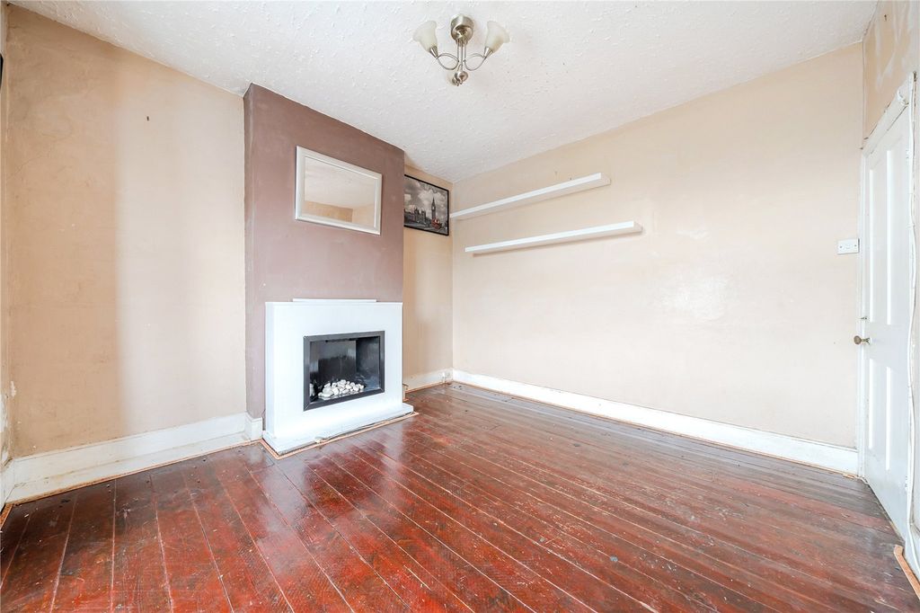 Property photo 3 of 17 Picture No. 21