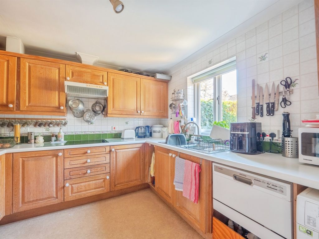 Property photo 3 of 15