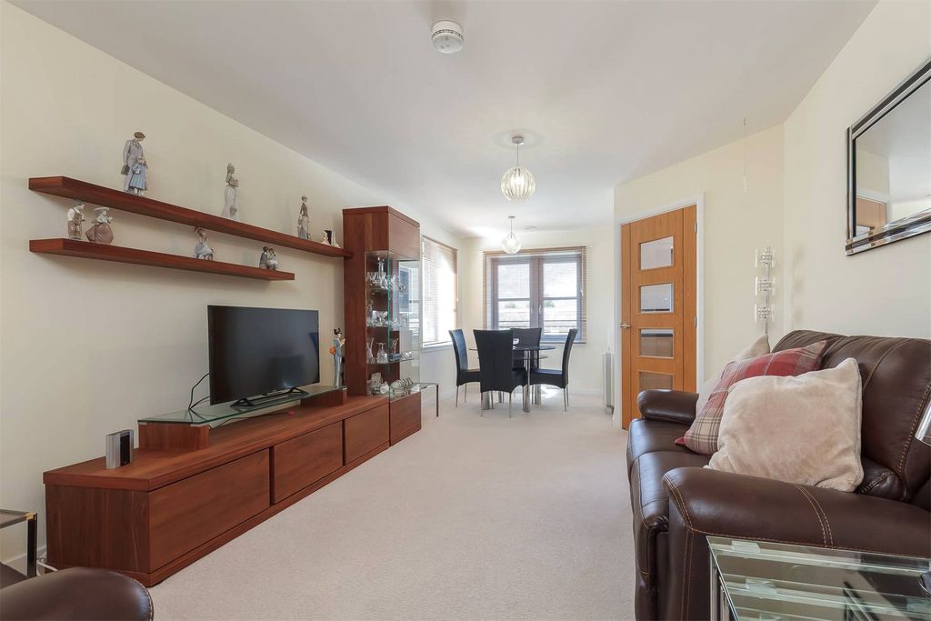Property photo 2 of 18 Picture No. 02
