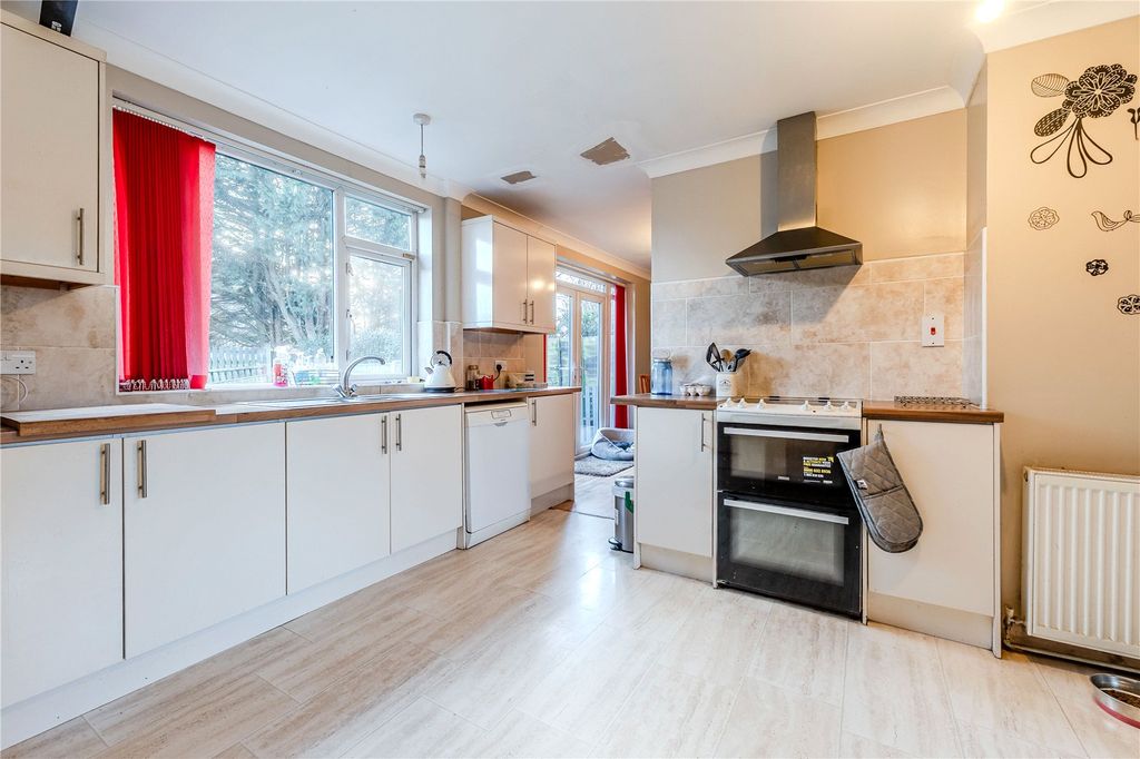 Property photo 2 of 14 Picture No. 05