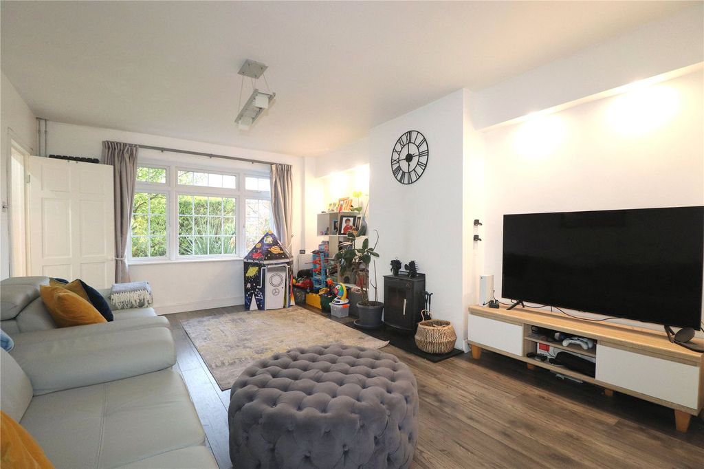 Property photo 2 of 13 Picture No. 21