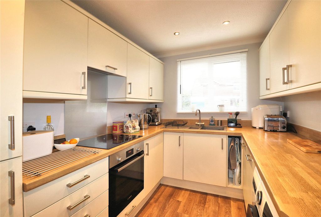 Property photo 2 of 14 Picture No. 07