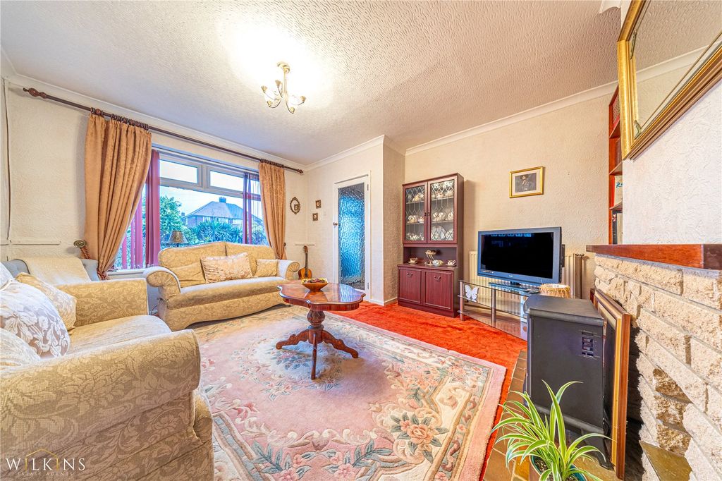 Property photo 3 of 32 Picture No. 07